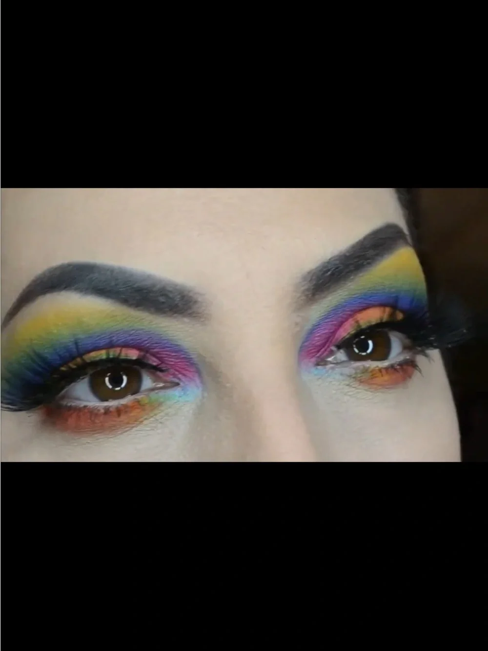 Profusion Cosmetics Spectrum 10-Shade Bright Eyeshadow Palette